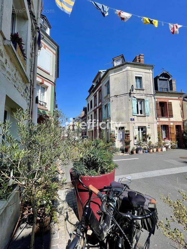 Maison à VILLERVILLE