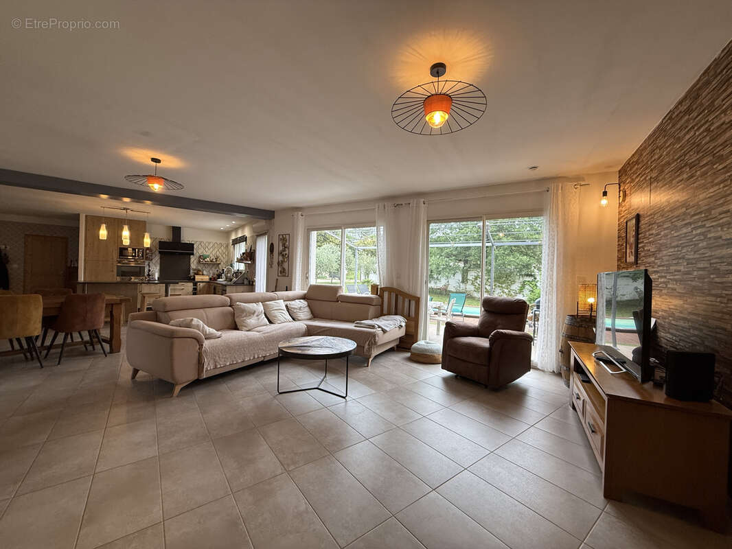 Maison à DOMESSARGUES