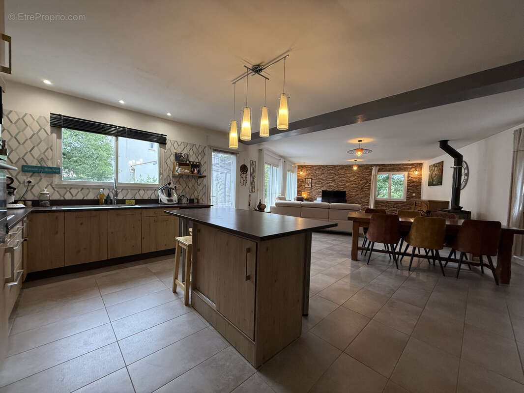 Maison à DOMESSARGUES