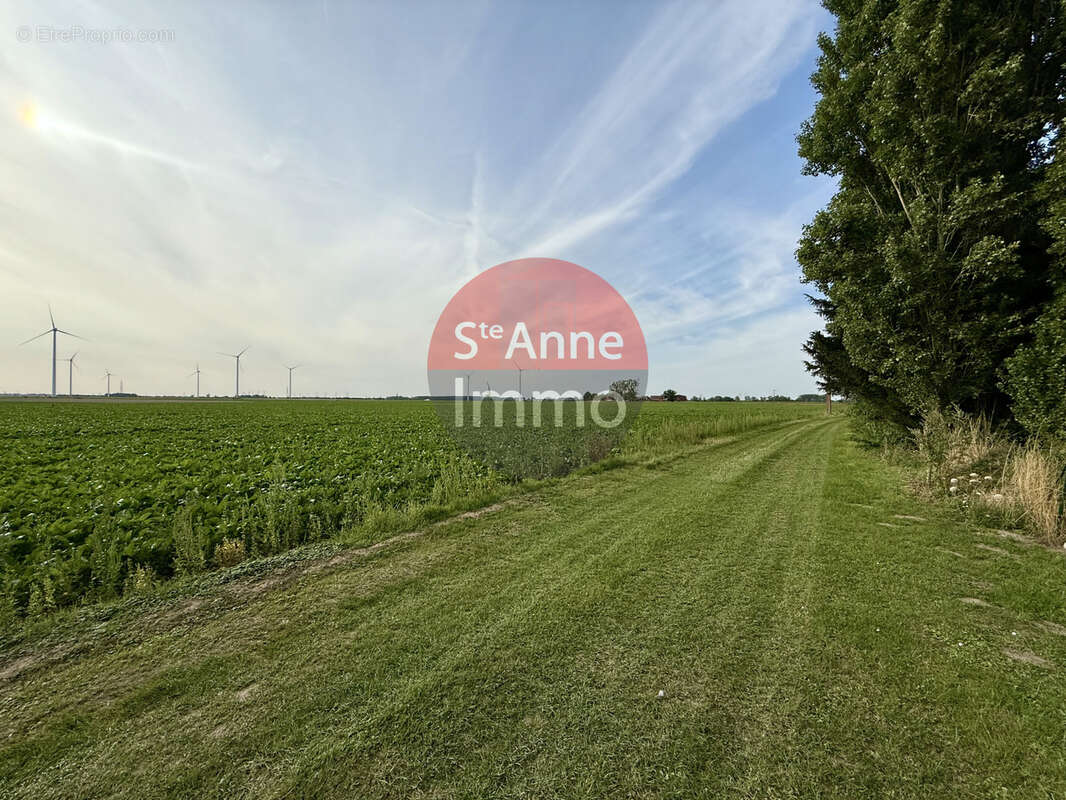 Terrain à VERPILLIERES