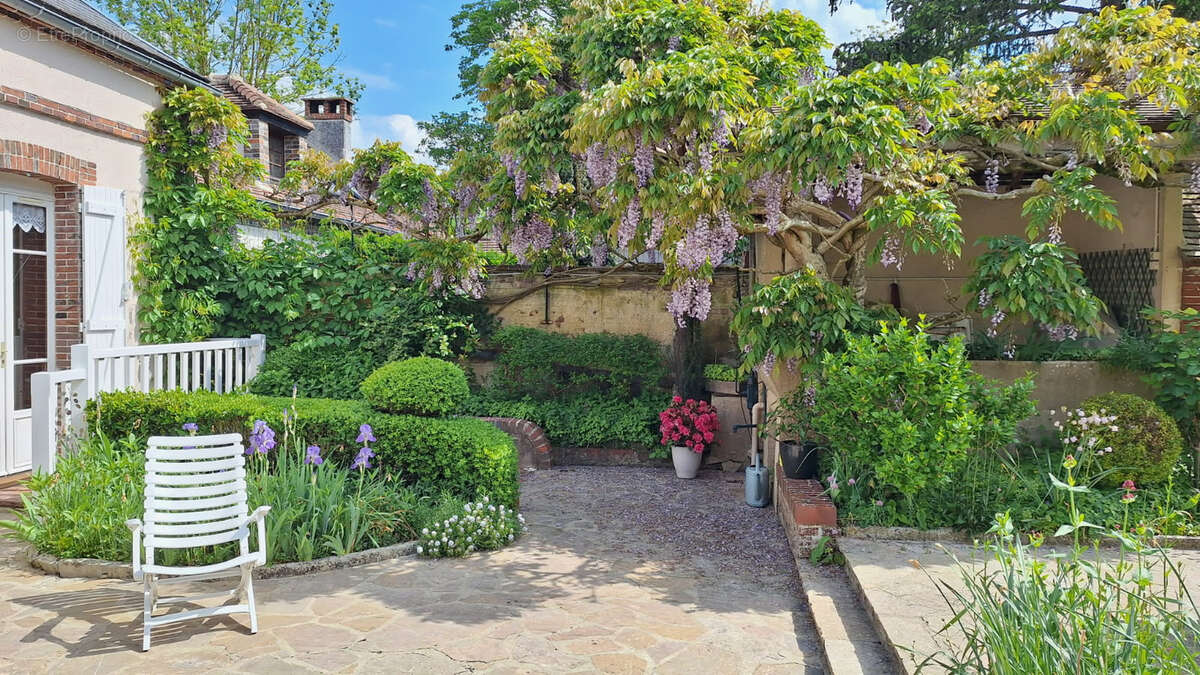 Maison à NONANCOURT