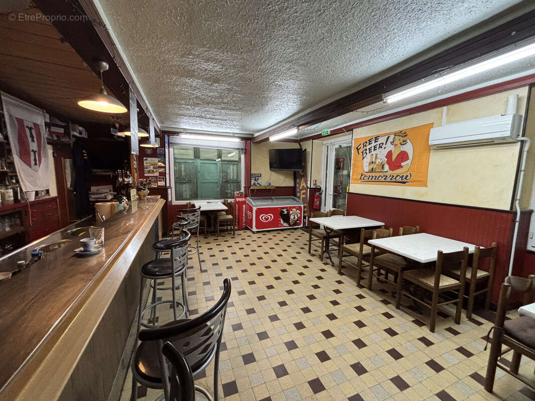 Maison à ROCHEBRUNE