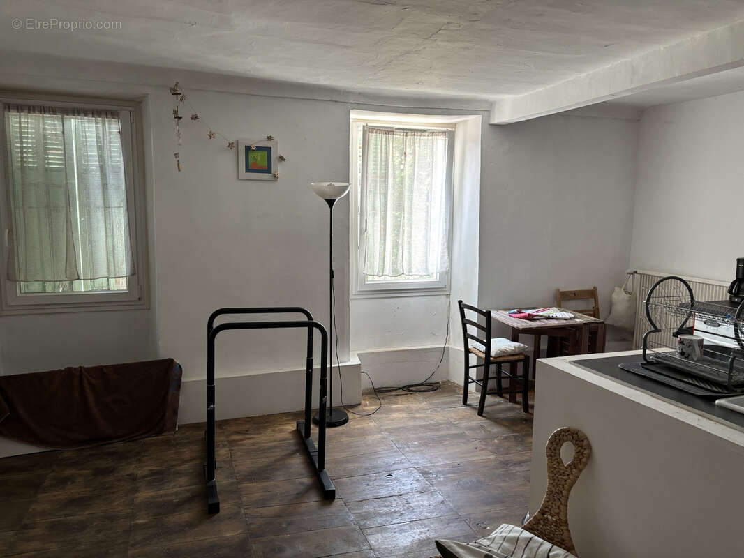 Maison à ROCHEBRUNE