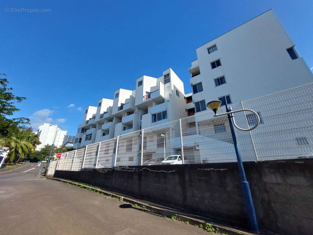 Appartement à SAINT-DENIS