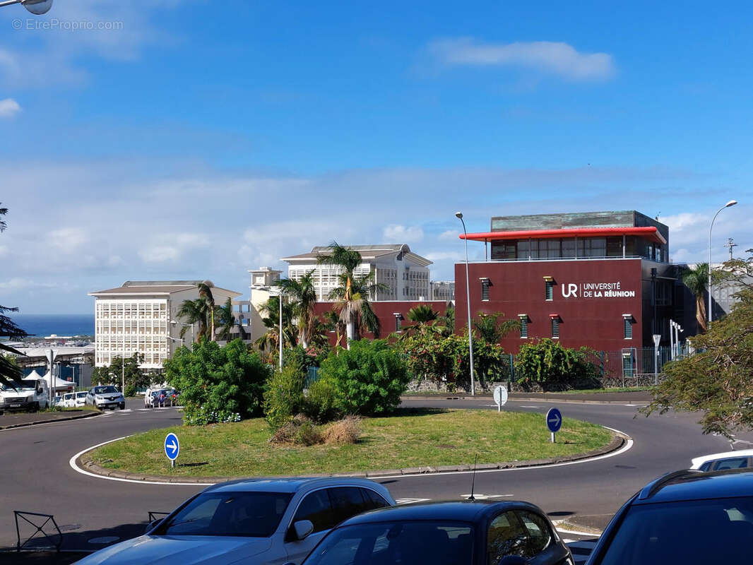 Appartement à SAINT-DENIS