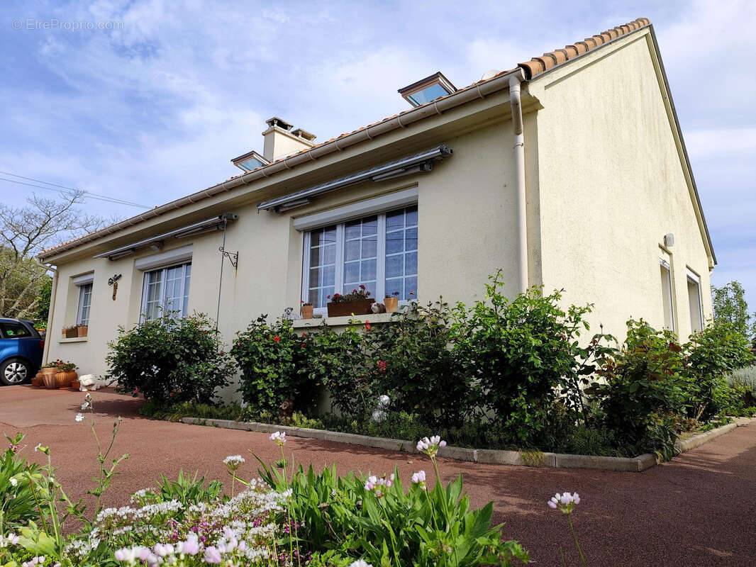 Maison à PREFAILLES