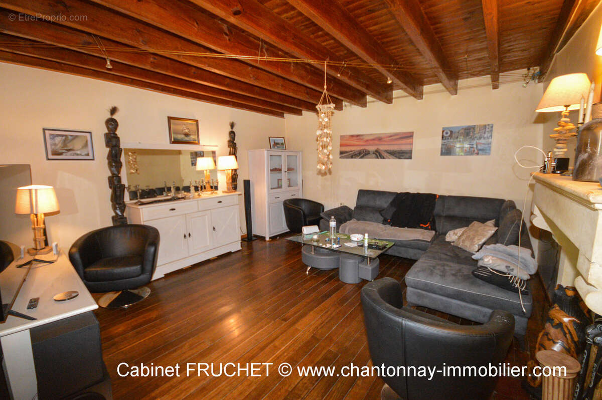 Maison à MOUILLERON-EN-PAREDS