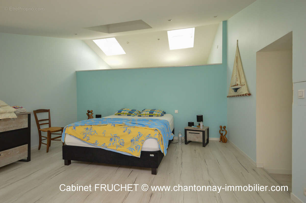 Maison à MOUILLERON-EN-PAREDS