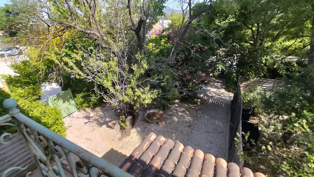 Appartement à HYERES