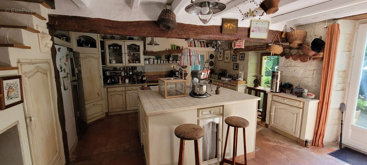 Maison à LENCLOITRE