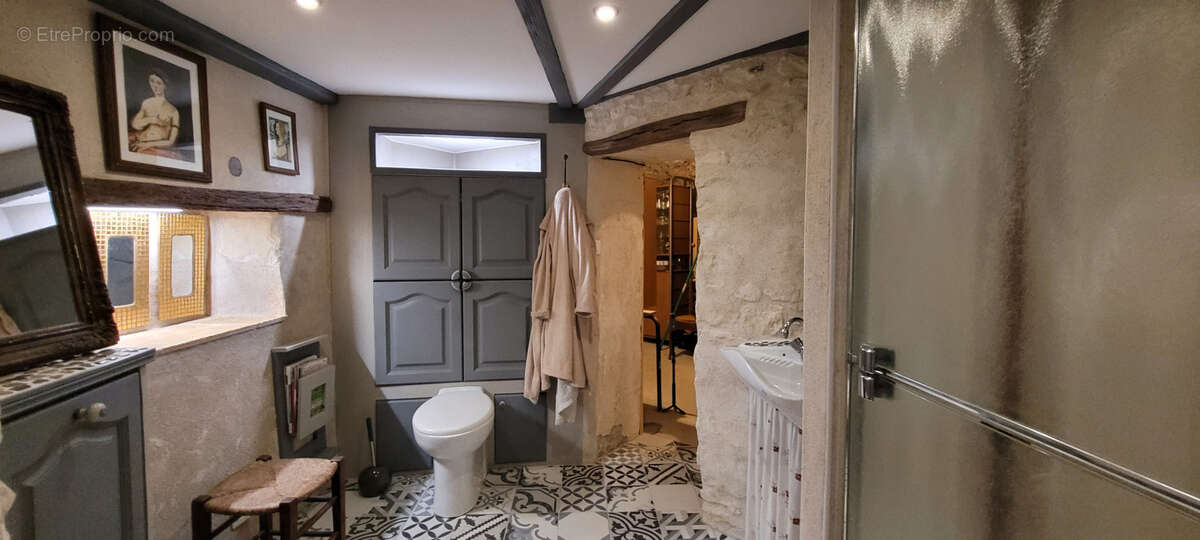 Maison à LENCLOITRE