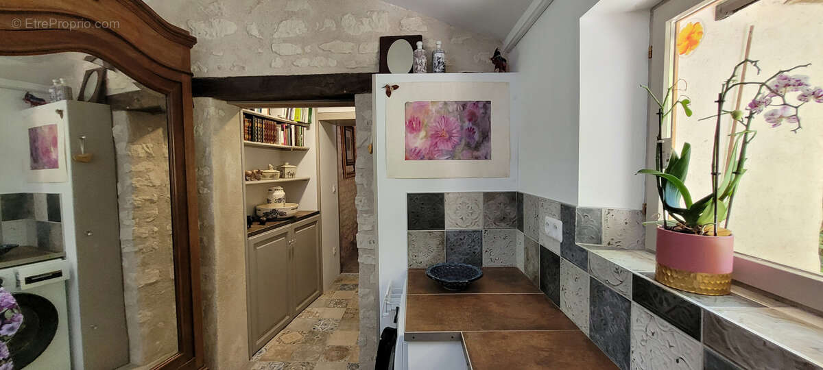 Maison à LENCLOITRE