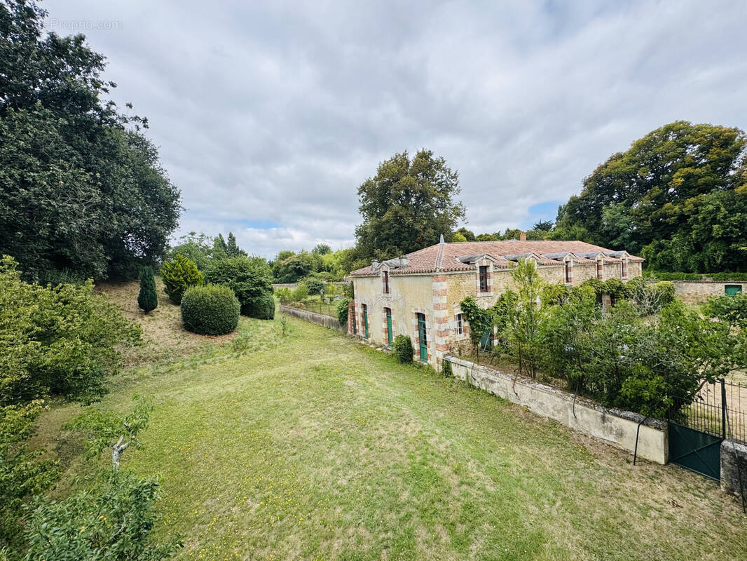 Maison à TALMONT-SAINT-HILAIRE