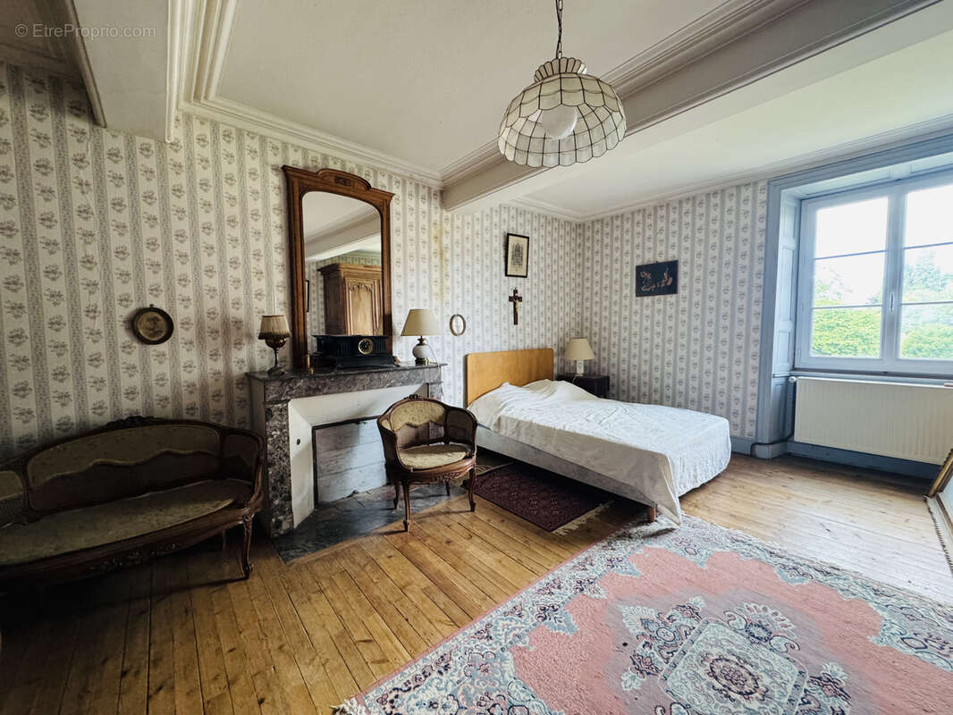 Maison à TALMONT-SAINT-HILAIRE