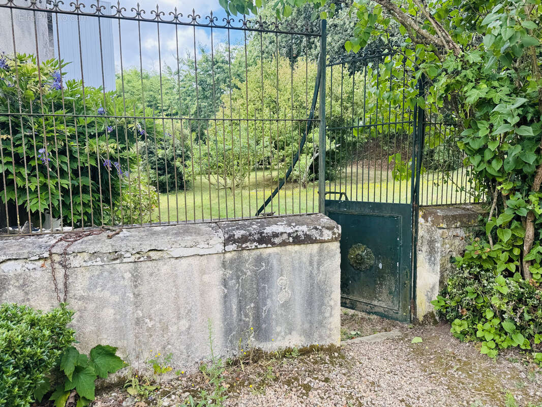 Maison à TALMONT-SAINT-HILAIRE