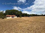 Maison à LA ROCHE-CHALAIS