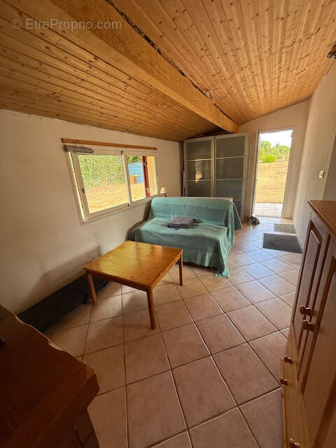 Maison à LA ROCHE-CHALAIS