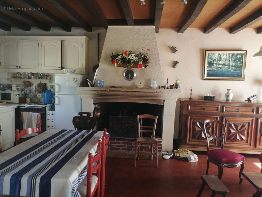 Maison à SAINT-PRIVAT-DES-PRES