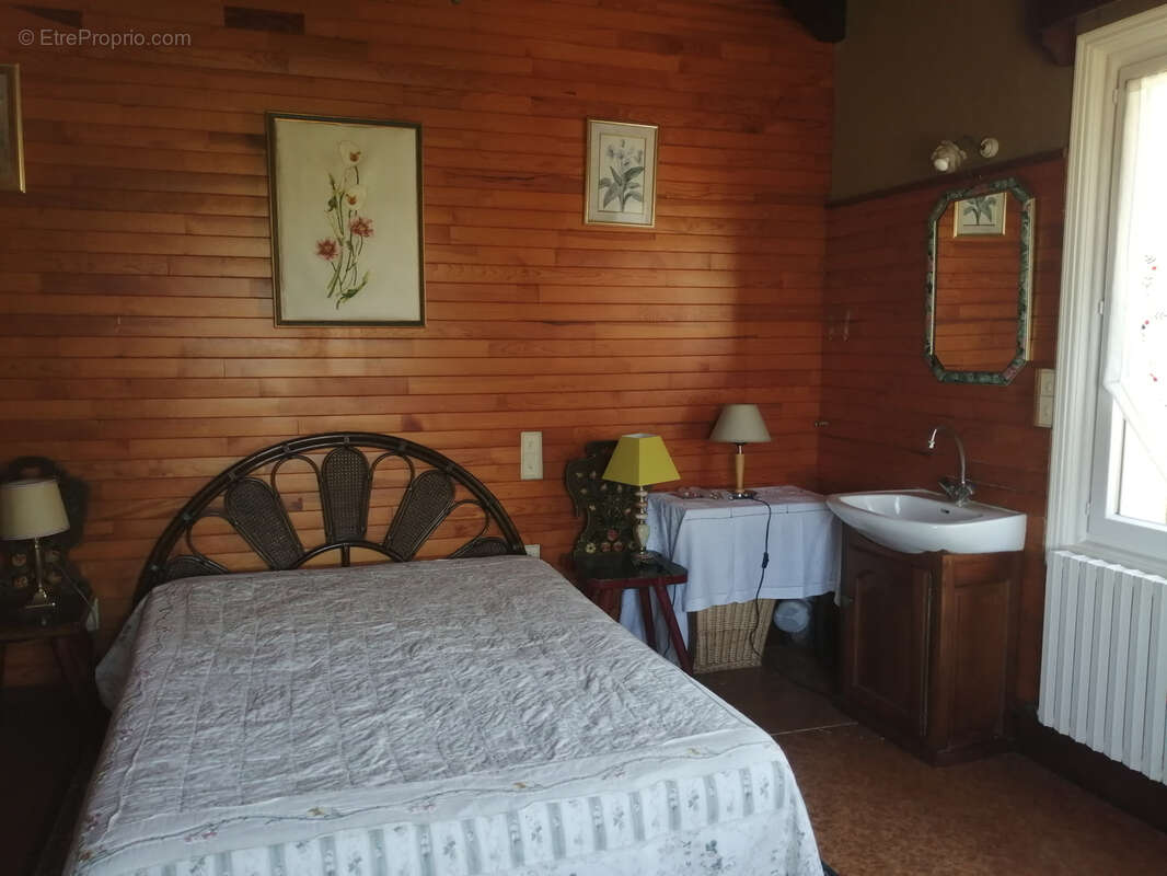 Maison à SAINT-PRIVAT-DES-PRES