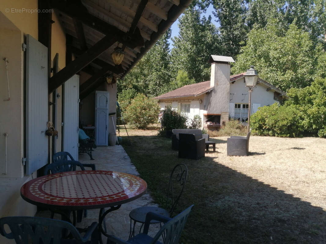 Maison à SAINT-PRIVAT-DES-PRES