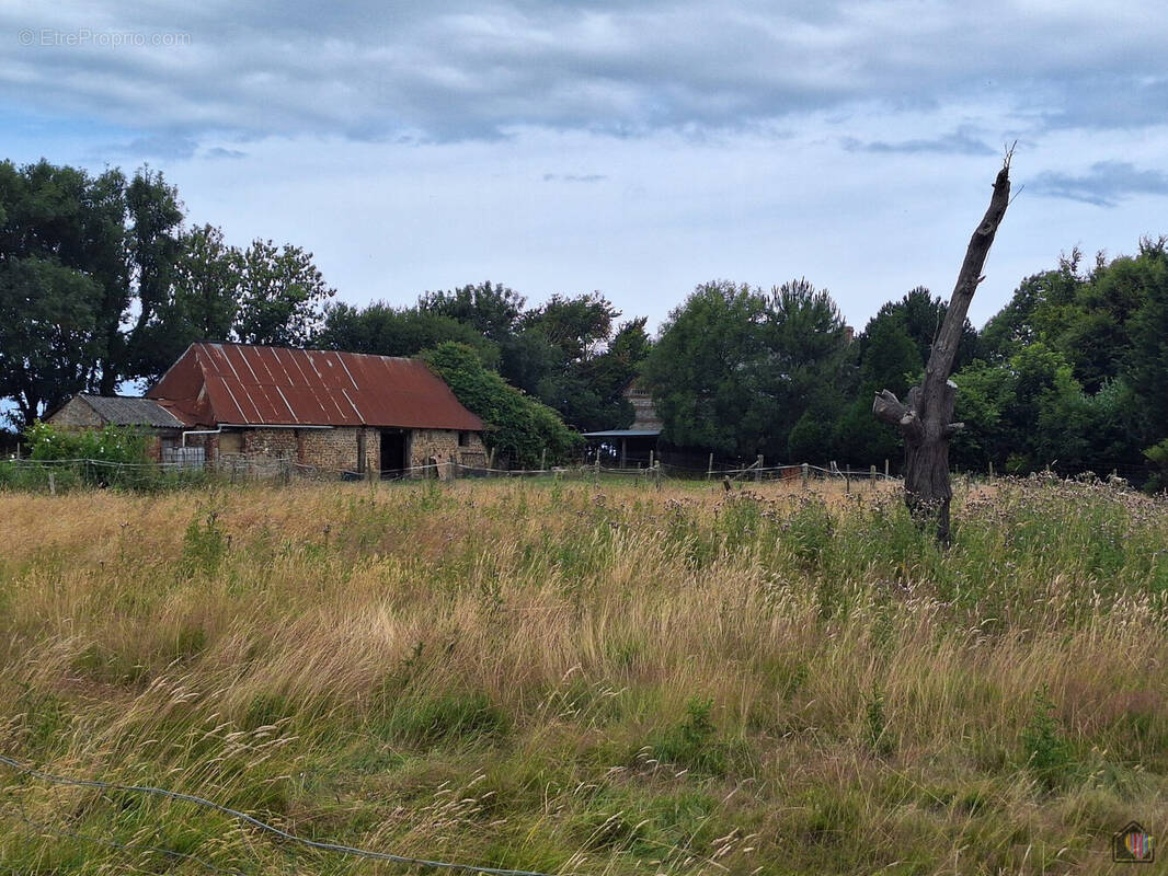 Terrain à SENNEVILLE-SUR-FECAMP