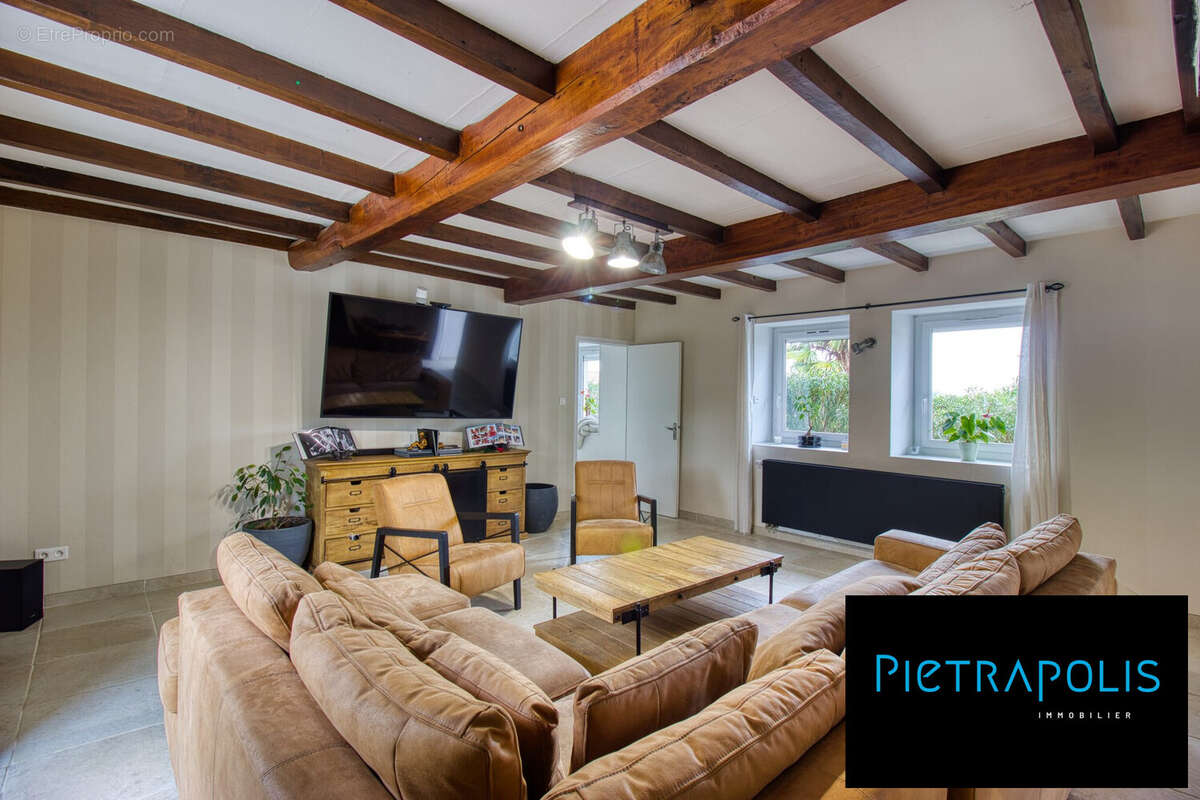 Maison à PONT-DE-VEYLE