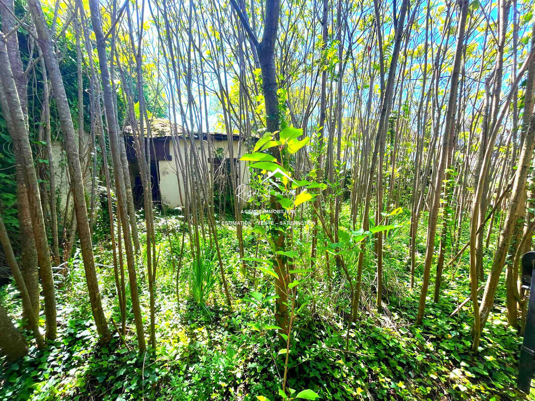 Maison à LA CELLE-GUENAND