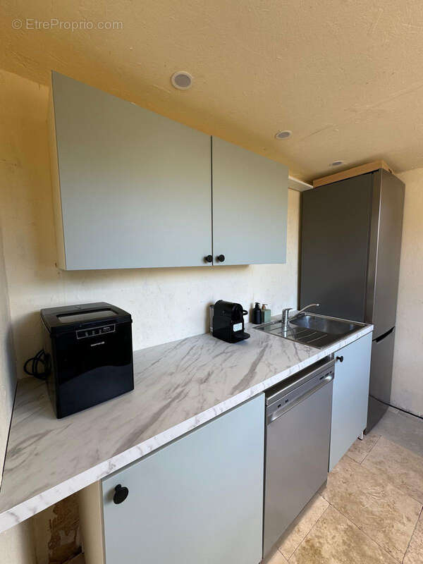 Maison à SOLLIES-TOUCAS