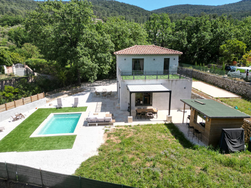 Maison à SOLLIES-TOUCAS