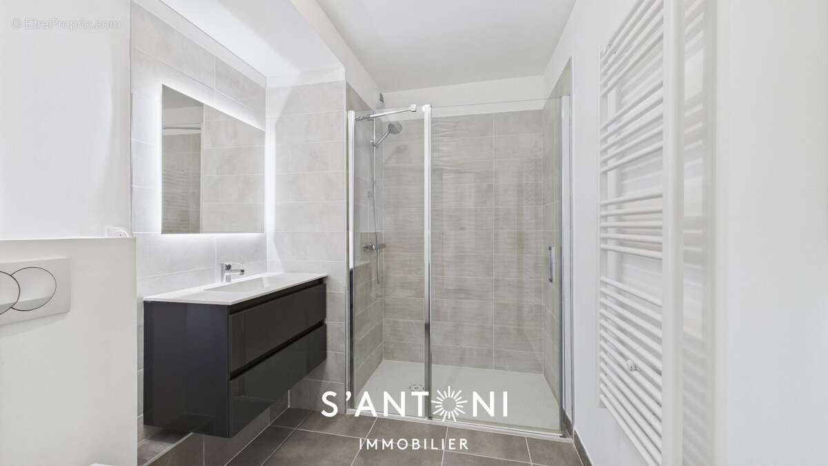 Appartement à SAUVIAN