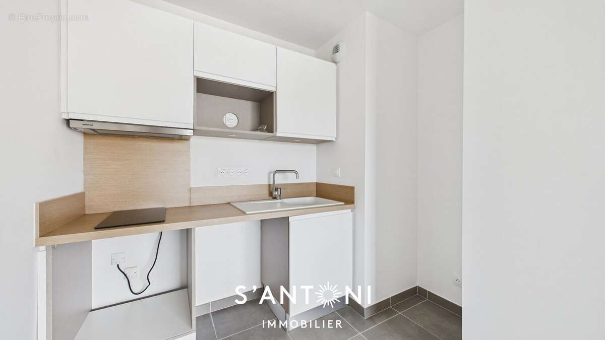 Appartement à SAUVIAN