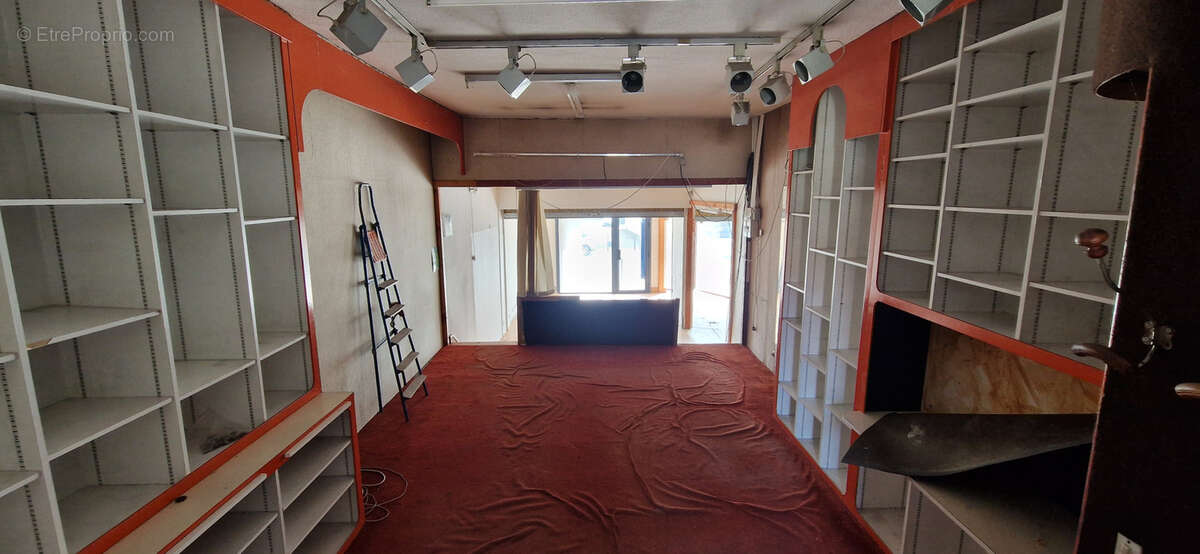 Commerce à SAINT-ELOY-LES-MINES