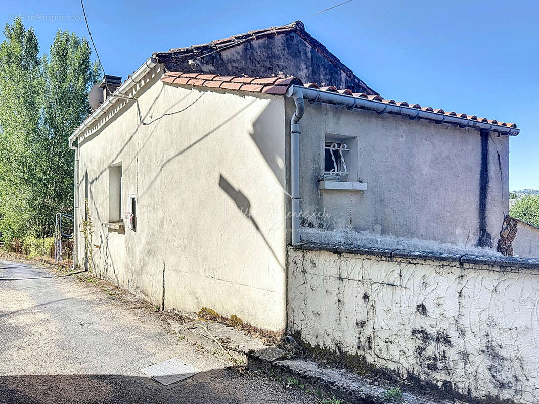 Maison à SAINT-JEAN-ET-SAINT-PAUL