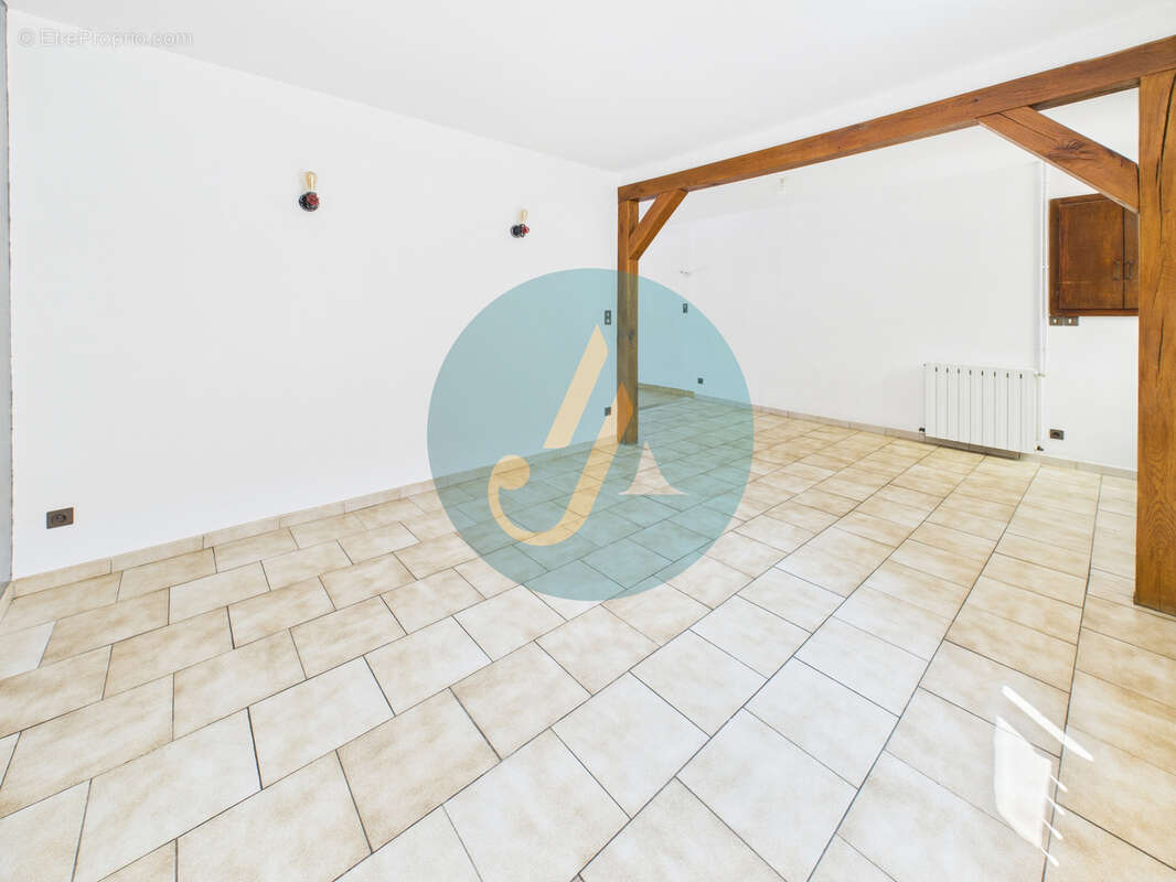 Maison à MESVES-SUR-LOIRE