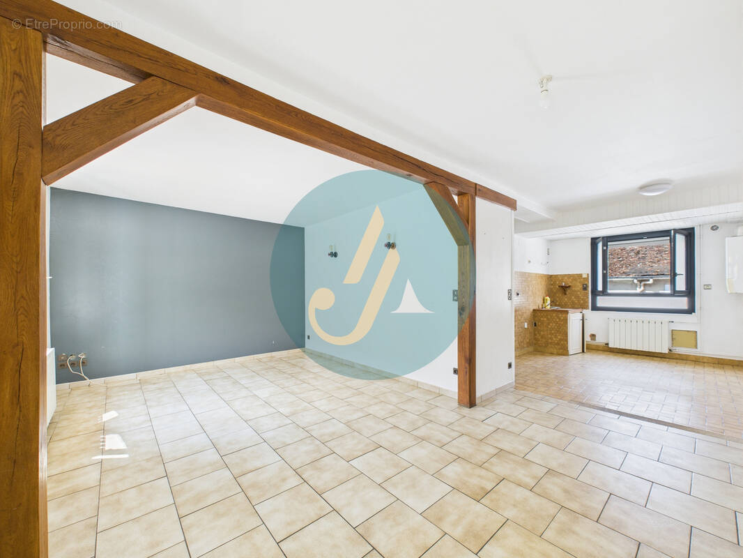 Maison à MESVES-SUR-LOIRE