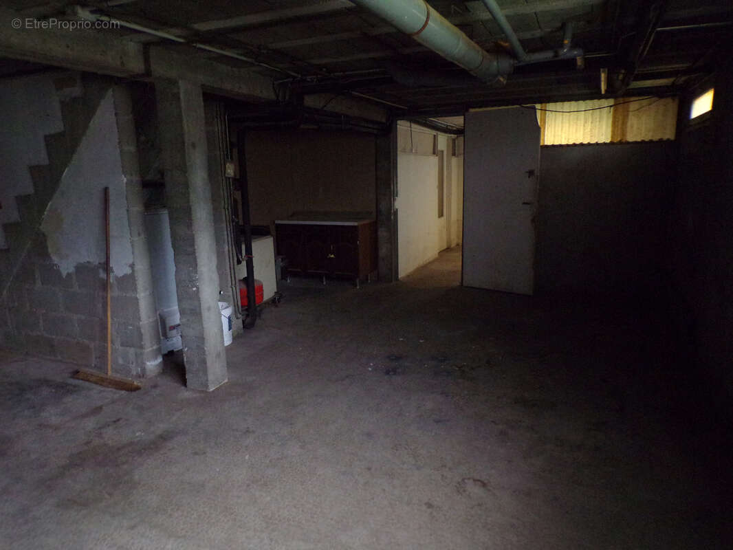 Maison à LA GUERCHE-SUR-L&#039;AUBOIS