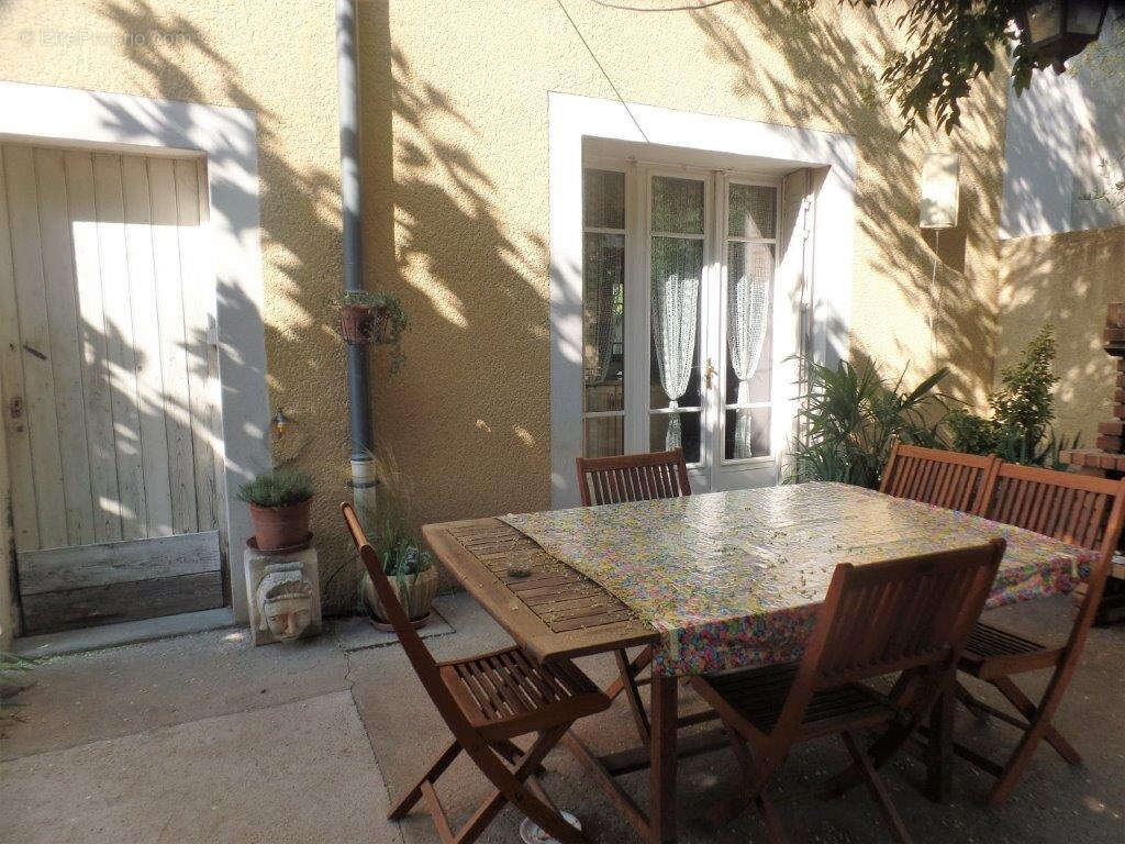 Maison à MONTELIMAR