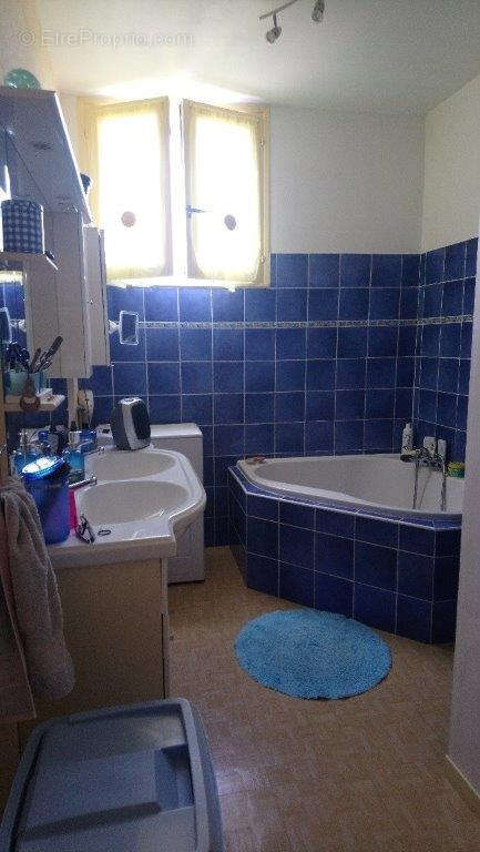 Maison à MONTELIMAR