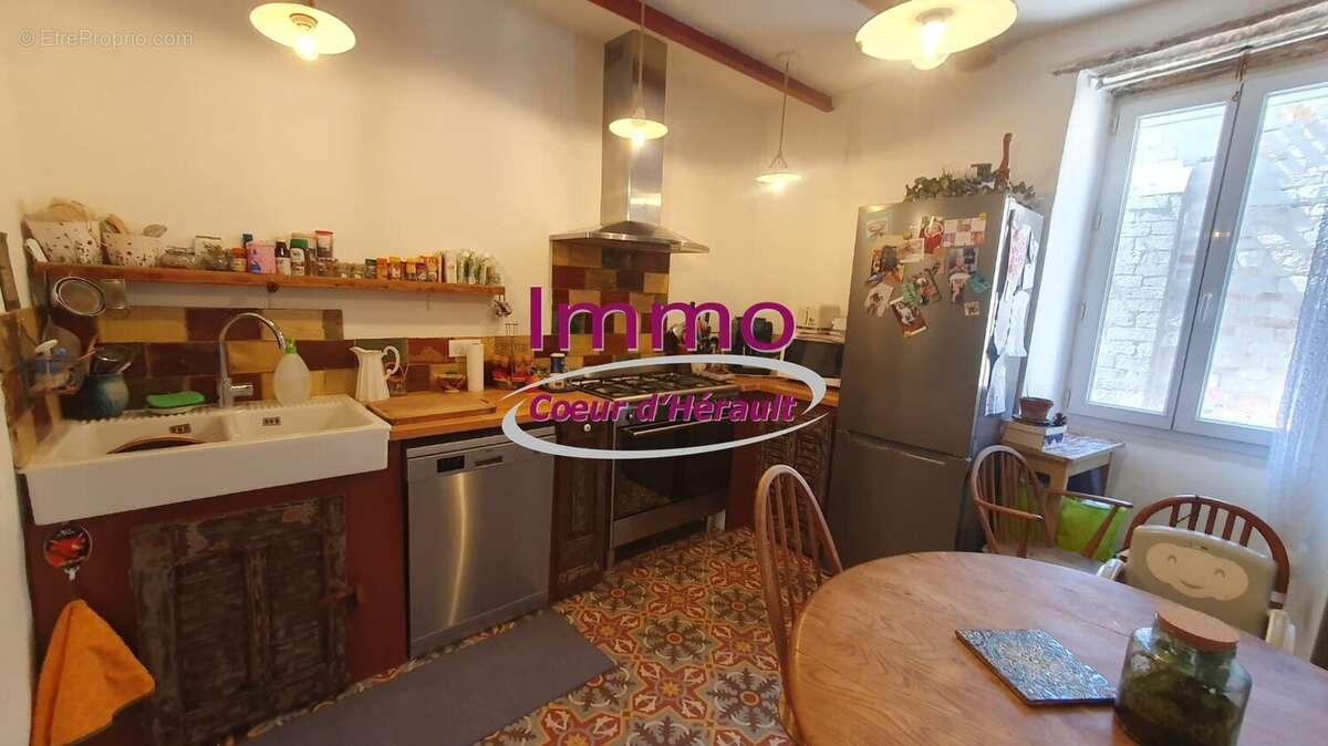 Maison à SAINT-JEAN-DE-LA-BLAQUIERE