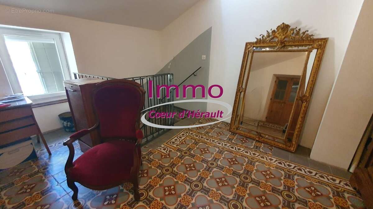 Maison à SAINT-JEAN-DE-LA-BLAQUIERE