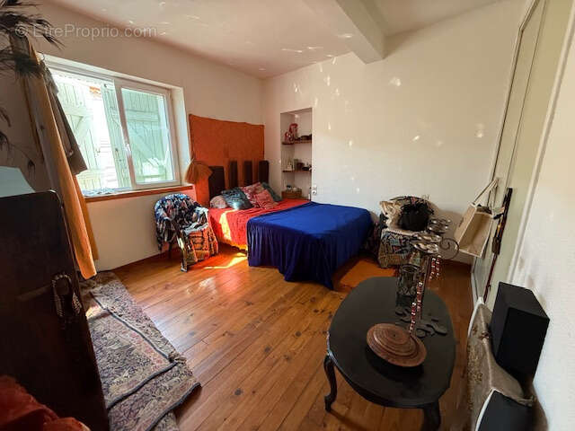 Appartement à FLORENSAC