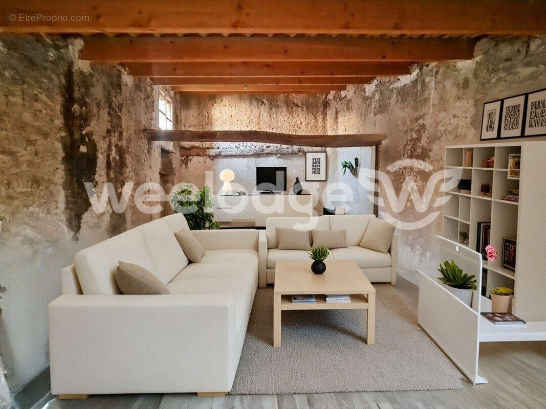 Maison à SAINT-MARTIN-DE-BROMES