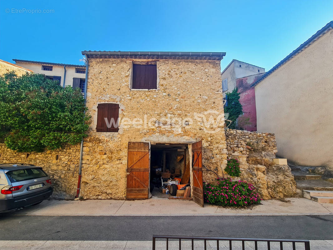 Maison à SAINT-MARTIN-DE-BROMES