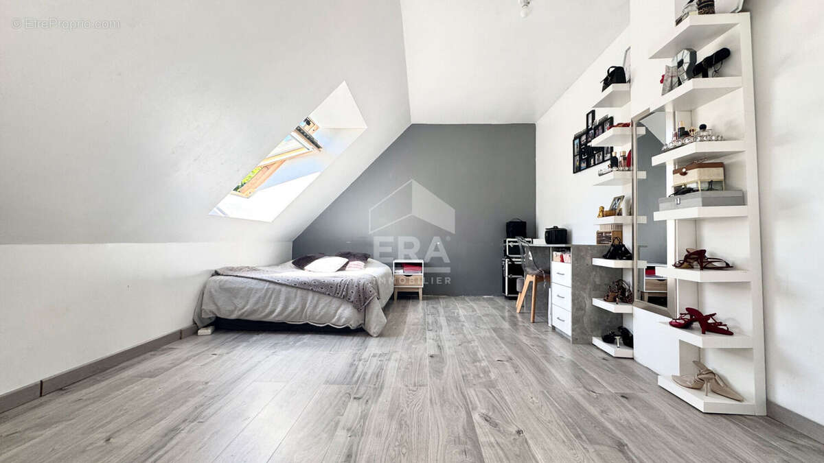 Maison à BALLANCOURT-SUR-ESSONNE