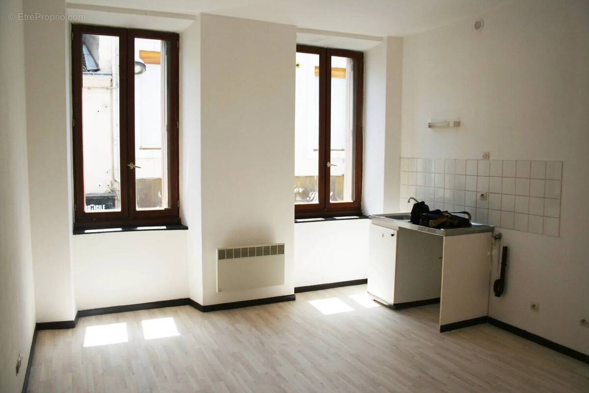 Appartement à MONTREJEAU