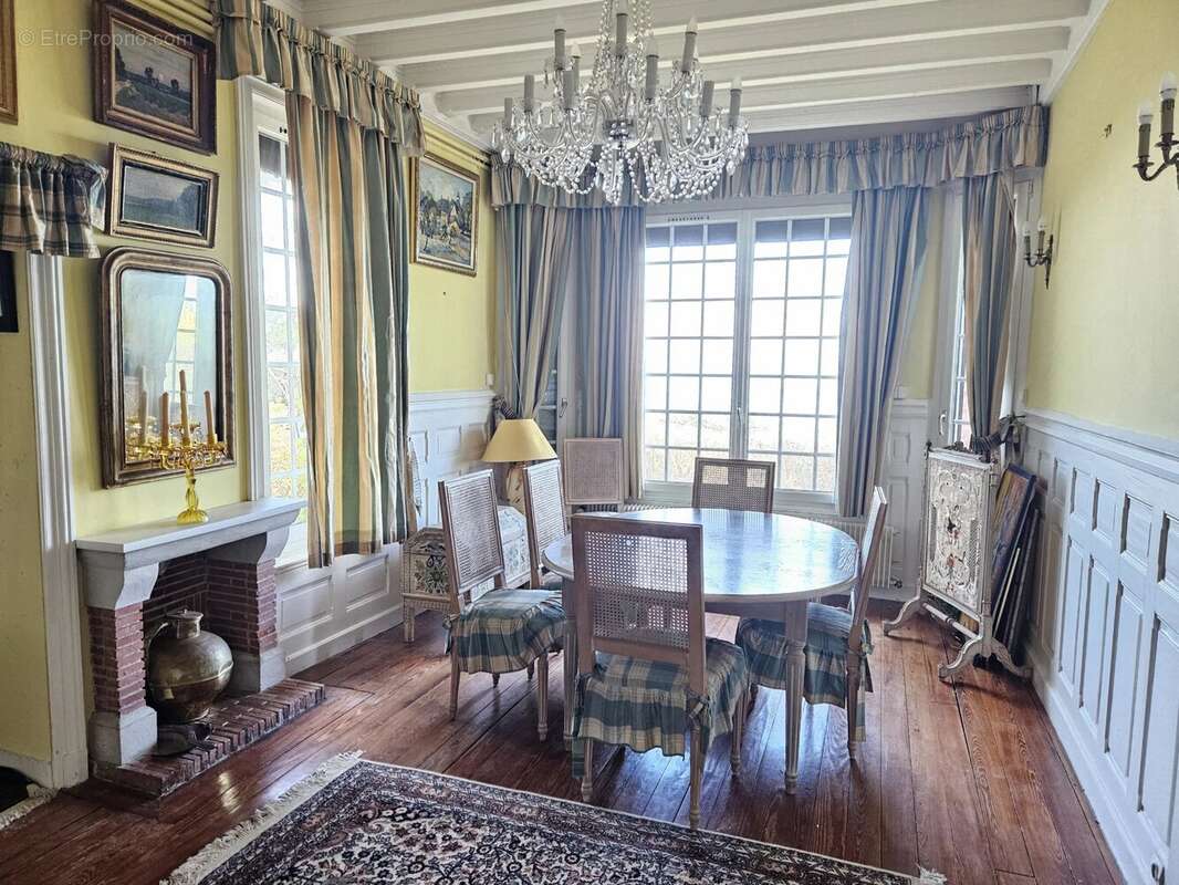 Maison à VILLERVILLE