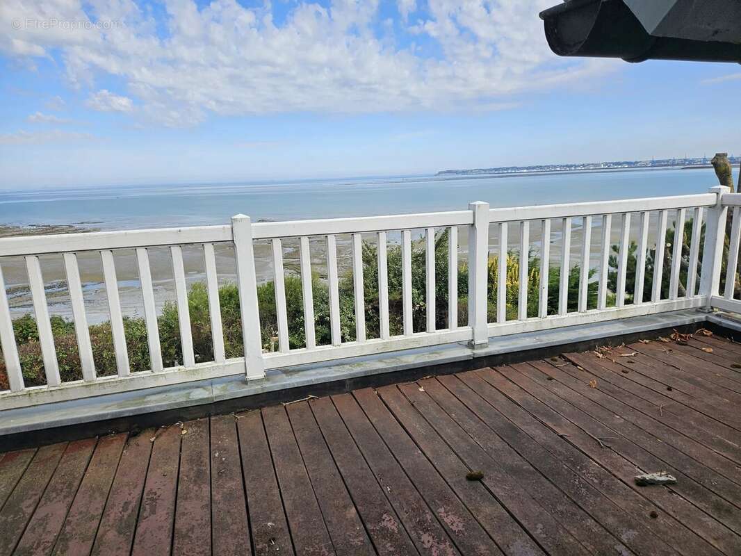 Maison à VILLERVILLE