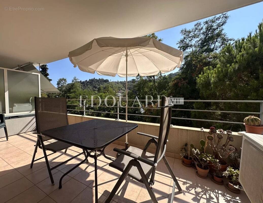 Appartement à MENTON