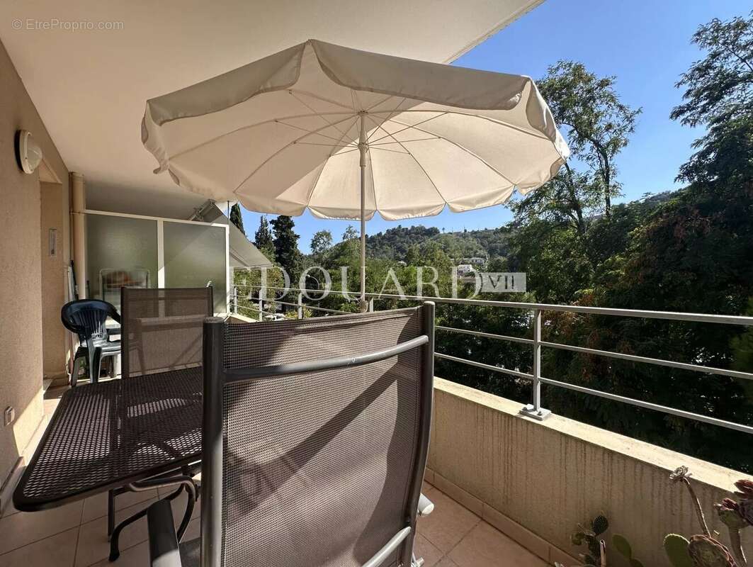 Appartement à MENTON