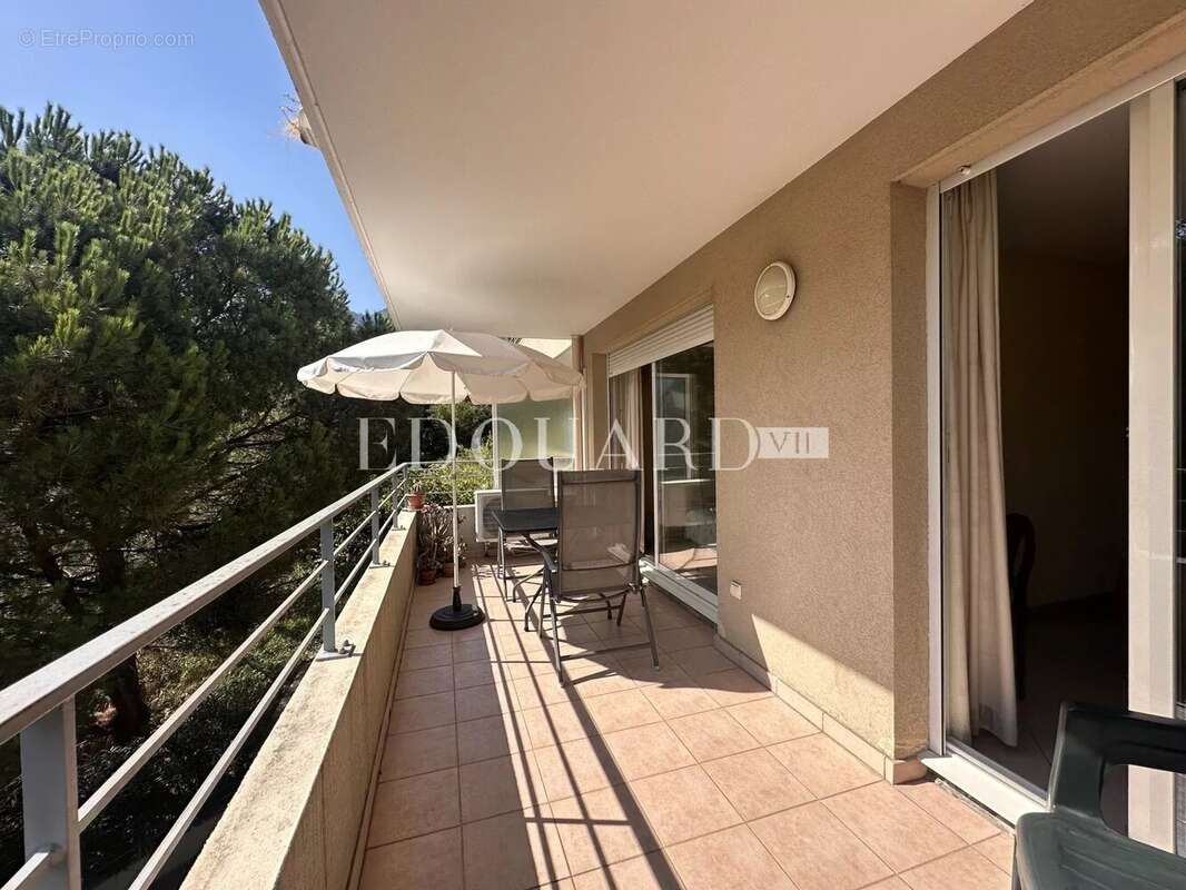 Appartement à MENTON